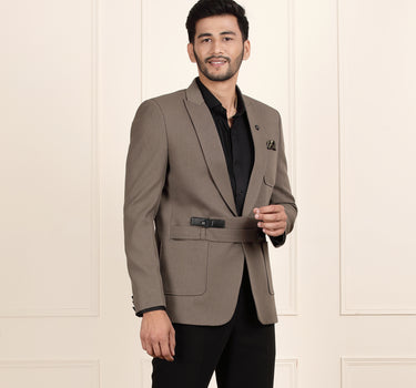 Classic Fawn 2-Piece Suit for the Modern Gentleman