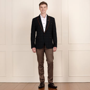Fine crafted premium navy blue blazer for men