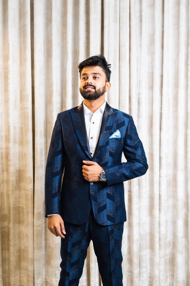 Jacquard Abstract Patterned Suit