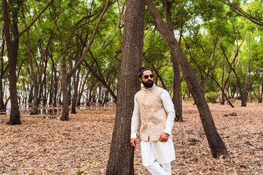 Classic full Front Embroidered Bandi