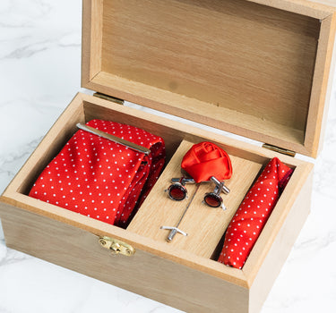 Red tie with white polka square box set